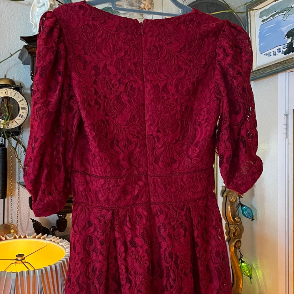 STUNNING Bardot Kira Mini Lace Dress in Crimson Size 6 - Picture 6 of 7